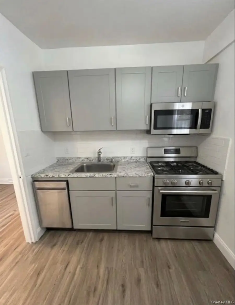 230 Pelham Road #2H, New Rochelle, NY 10805 - #2