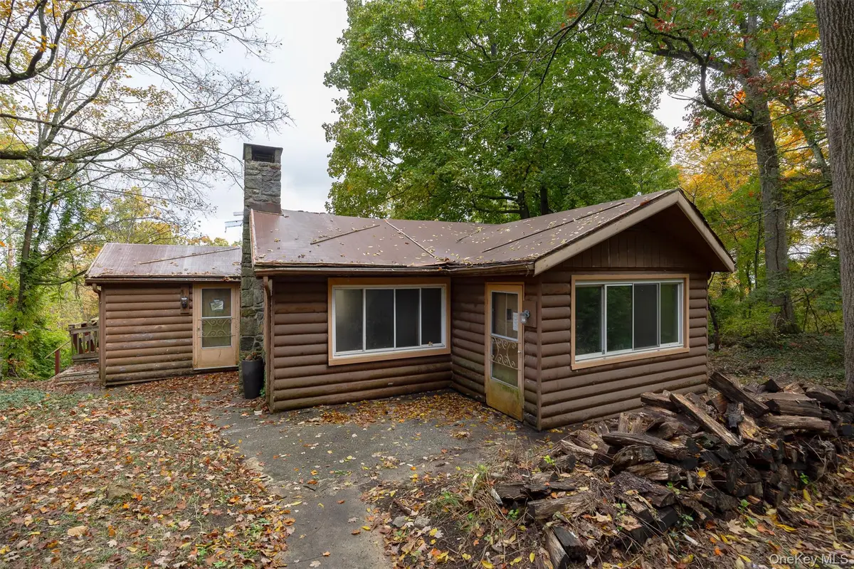 76 Pleasant Road, Lake Peekskill, NY 10537 - #1
