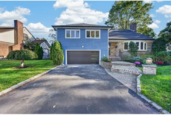 816 Pepperidge Road, Westbury, NY 11590