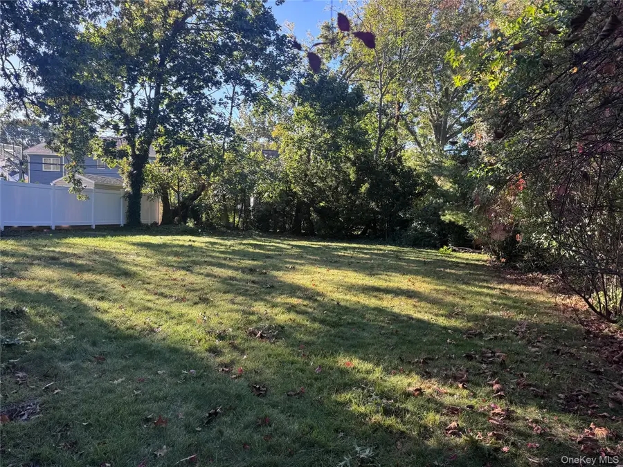 625 Knollwood Drive, West Hempstead, NY 11552 - #2
