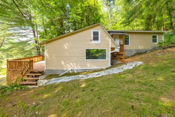 1698 Route 97, Pond Eddy, NY 12770