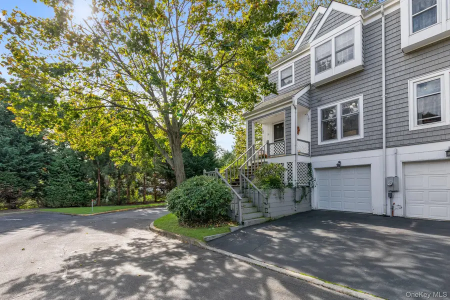 33 Sea Court Lane, Port Jefferson, NY 11777 - #2