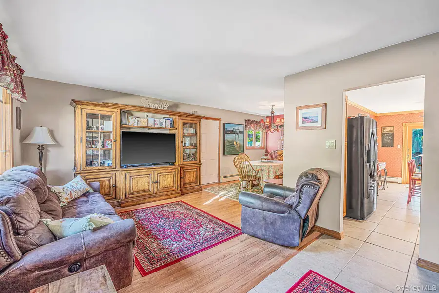 116 Avenue B, Holbrook, NY 11741 - #3