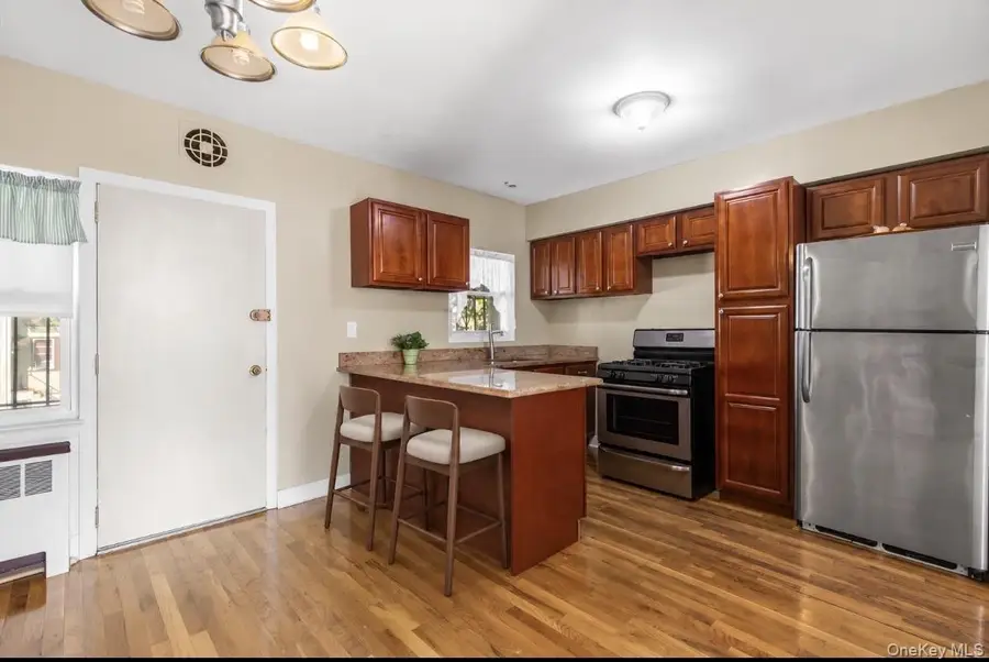 1147 E 223rd Street, Bronx, NY 10466 - #3