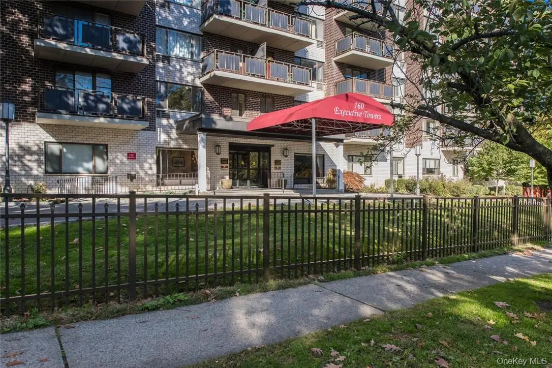 160 Academy Street #10G, Poughkeepsie, NY 12601 - #1