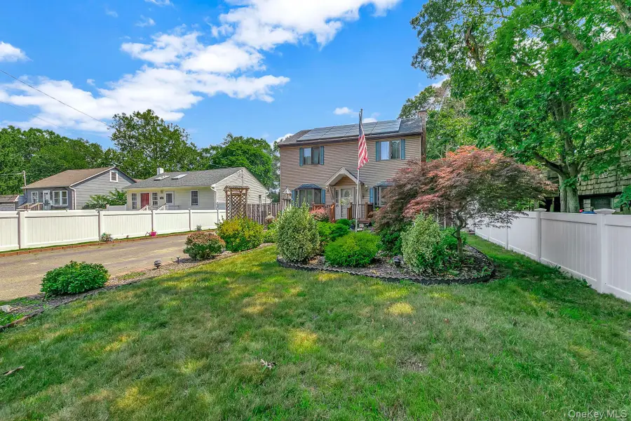 17 Victory Avenue, Shirley, NY 11967 - #2