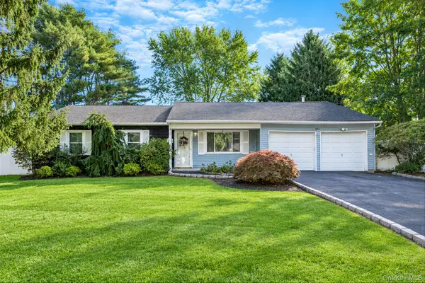 211 Mount Sinai Coram Road, Coram, NY 11727