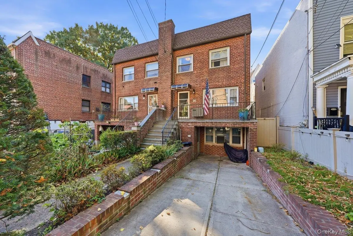 6121 Huxley Avenue, Bronx, NY 10471 - #1