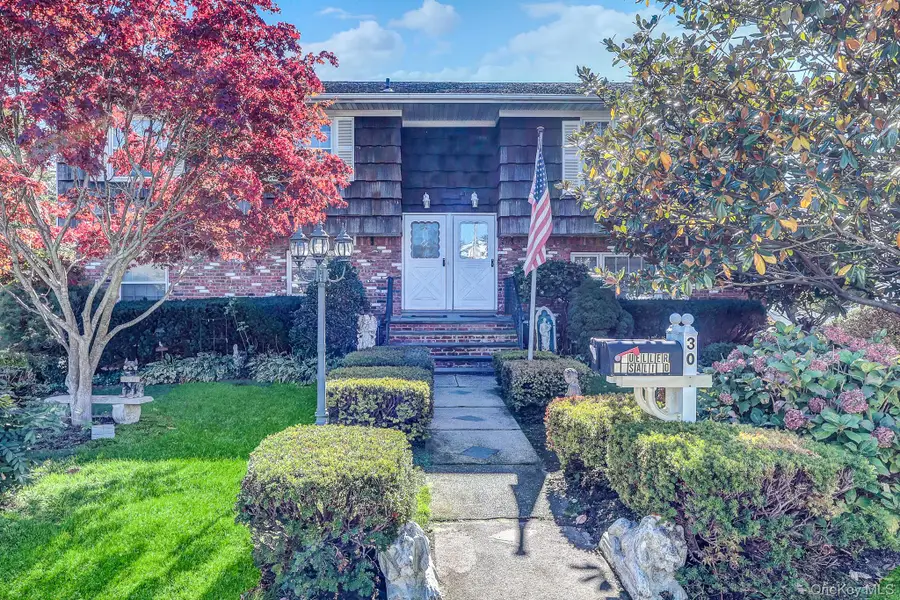 30 Gaffney Street, Glen Cove, NY 11542 - #2