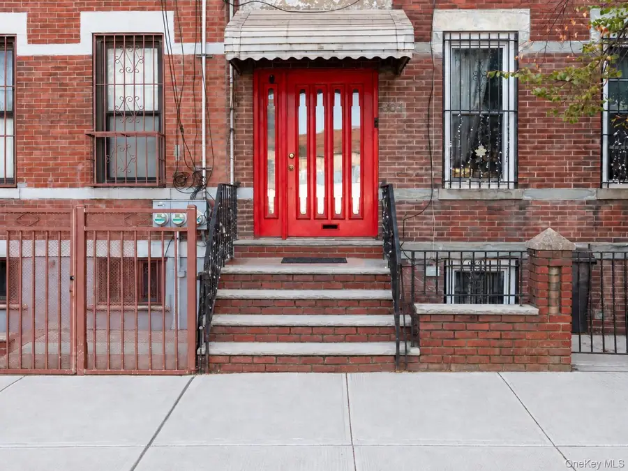 501 Vandervoort Avenue, Brooklyn, NY 11222 - #2