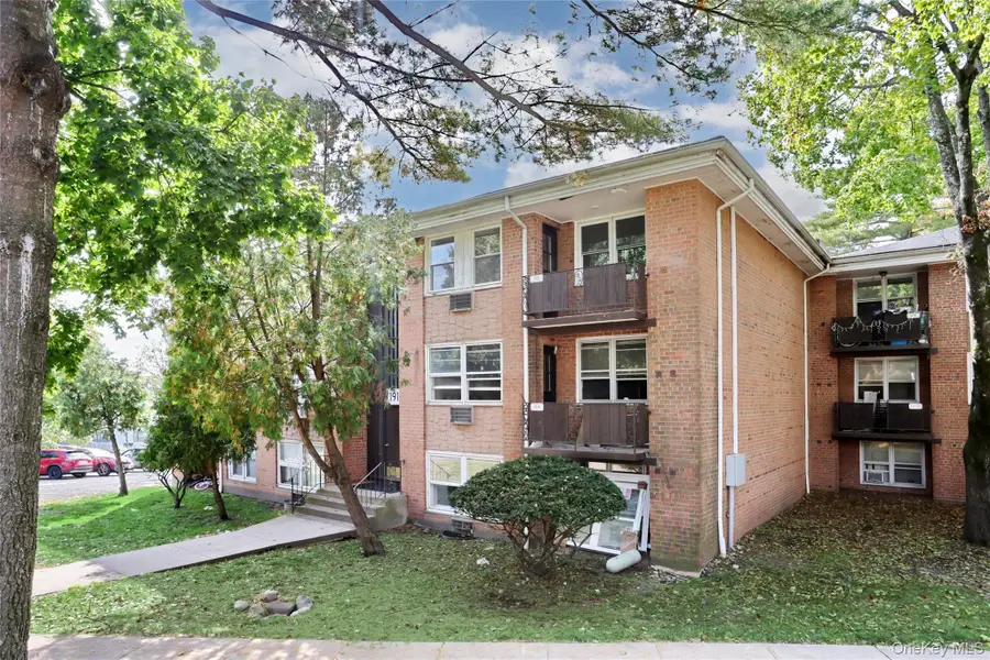 191 Kearsing Parkway #E, Monsey, NY 10952 - #2