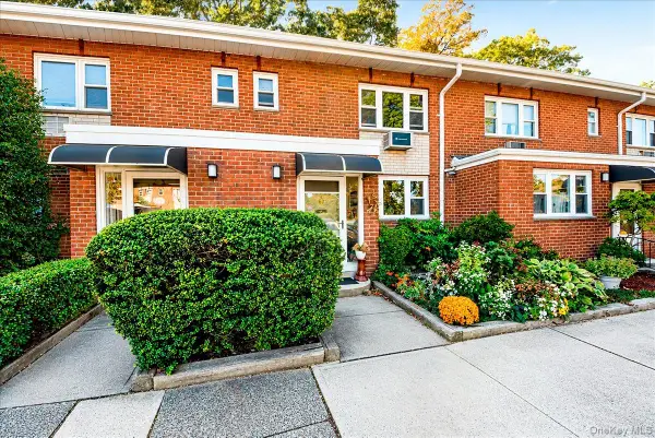 673 Pelham Road #E2, New Rochelle, NY 10805