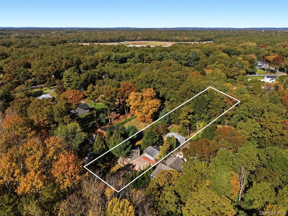 27A Deer Leap Road, Ridge, NY 11961 - #1