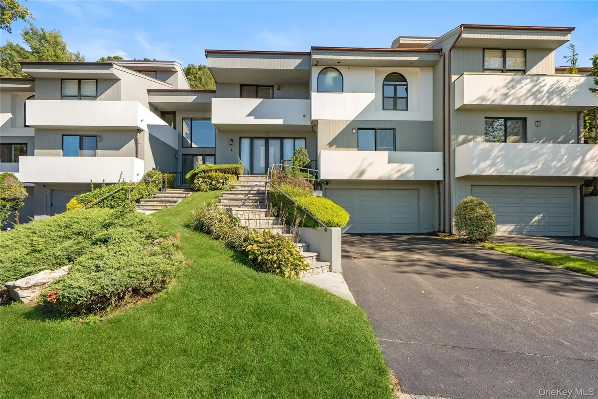 72 Eagle Chase, Woodbury, NY 11797 - #1