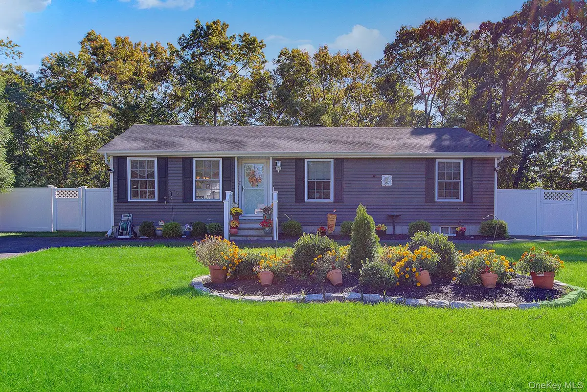 204 Pacific Street, Port Jefferson Station, NY 11776 - #1