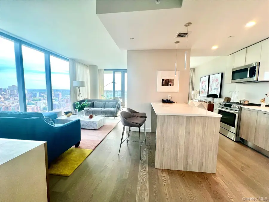 131-03 40th Road #penthouse1, Flushing, NY 11354 - #2