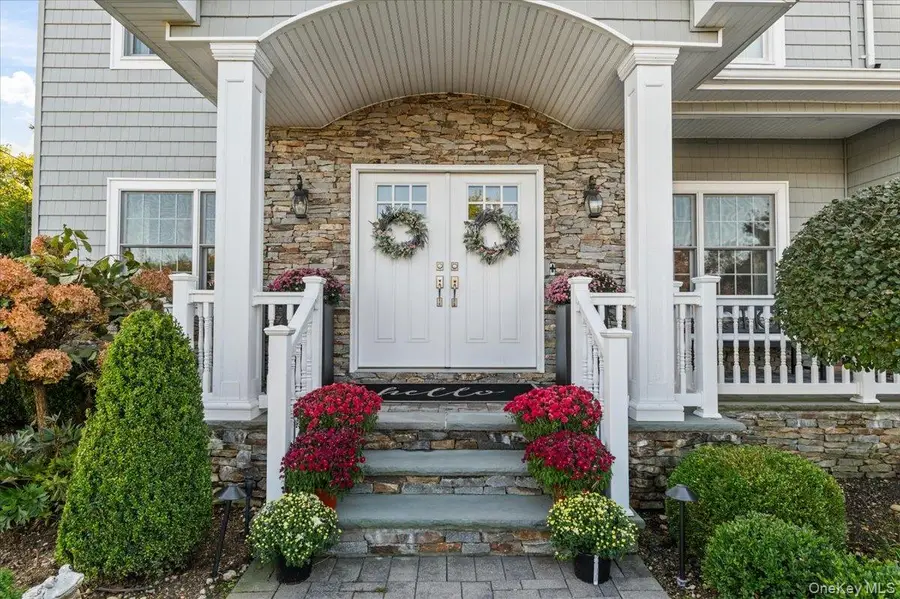 6 Perry Court, Syosset, NY 11791 - #2