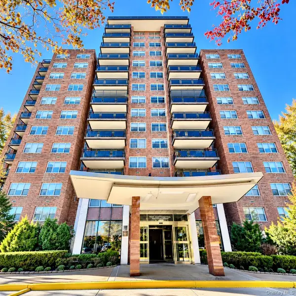 7020 108 Street #Apt. 10C, Forest Hills, NY 11375