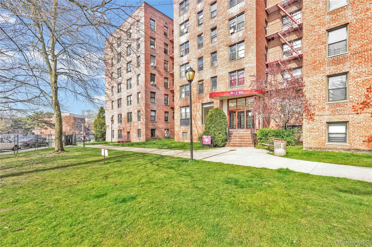 150-11 72 Road #6F, Flushing, NY 11367 - #1