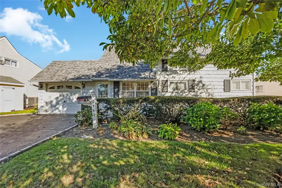 2149 Salisbury Park Drive, Westbury, NY 11590 - #2