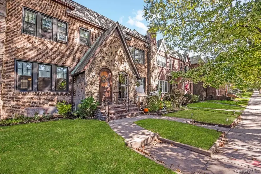 64-57 83rd Place, Middle Village, NY 11379 - #3