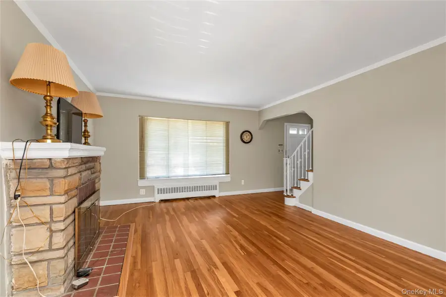 501 Nancy Road, Mineola, NY 11501 - #2