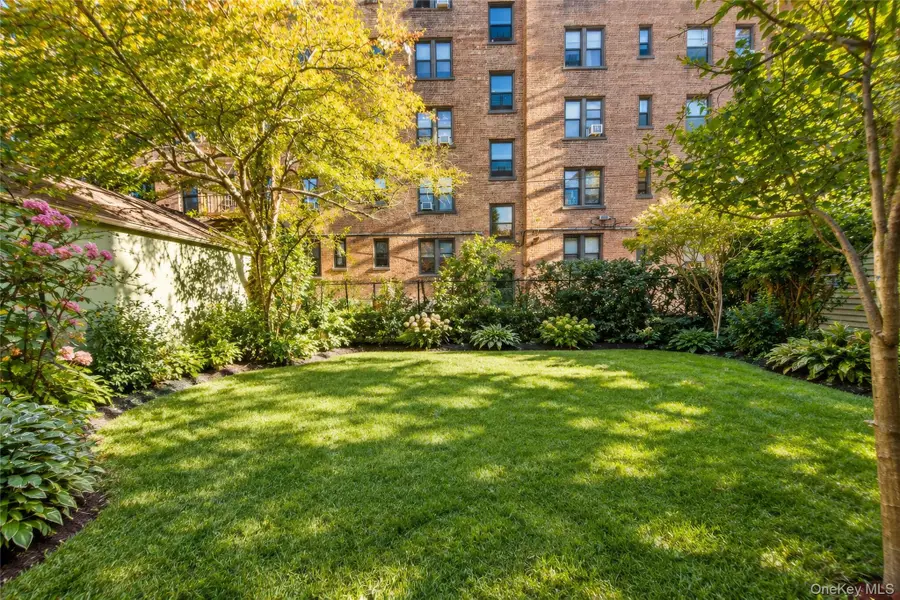29 Overhill Place, Yonkers, NY 10704 - #3