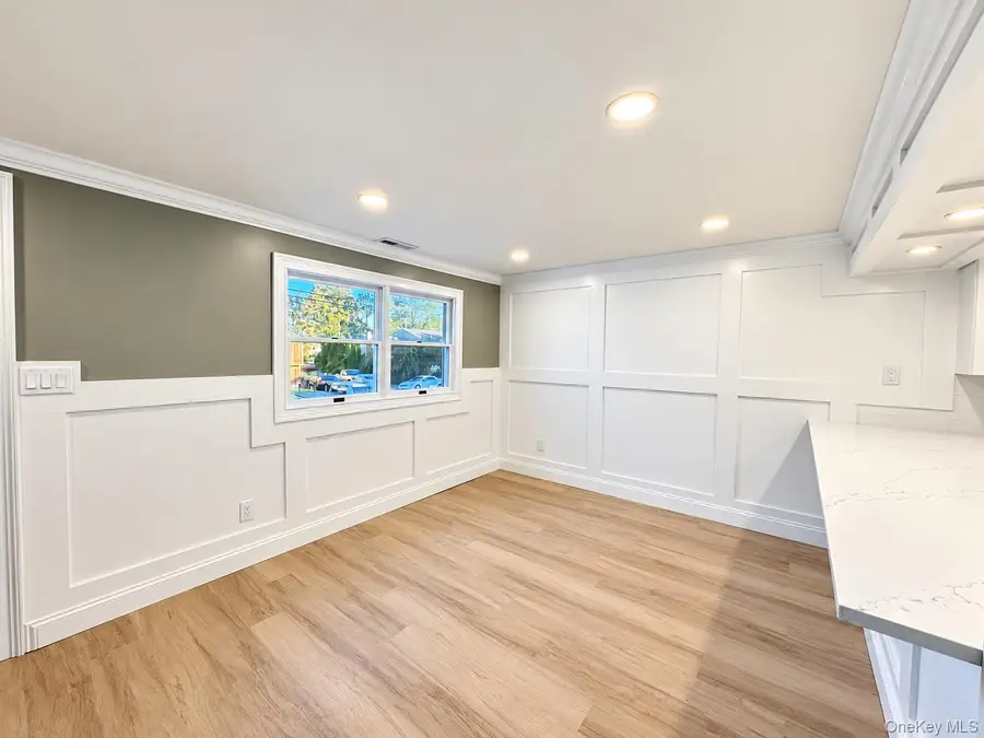 18 Willow Street, Selden, NY 11784 - #3