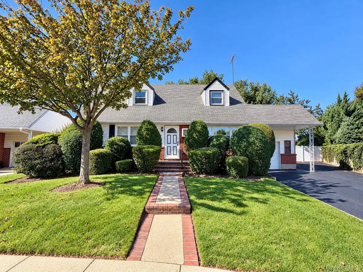 199 Ronni Drive, East Meadow, NY 11554 - #1