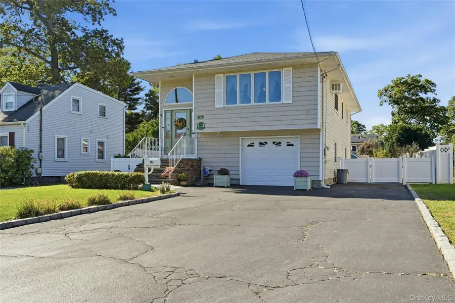 12A Pauchogue Avenue, East Islip, NY 11730 - #3