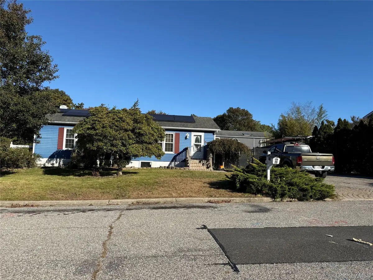 109 8th Avenue, Holtsville, NY 11742 - #1