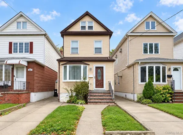 8827 Aubrey Avenue, Glendale, NY 11385