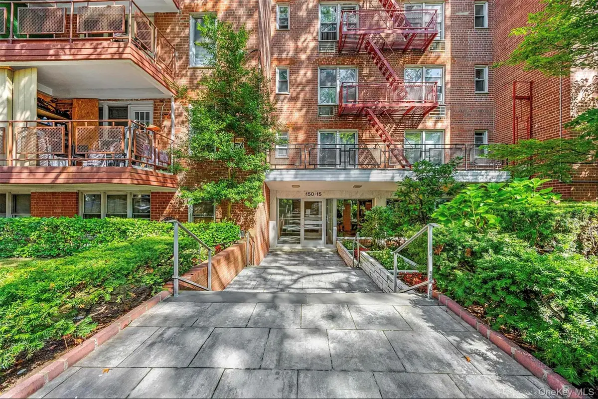 150-15 79th Avenue #1L, Flushing, NY 11367 - #1