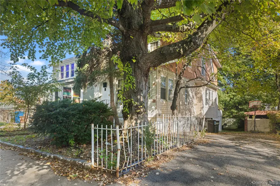 3814 Secor Avenue, Bronx, NY 10466 - #3