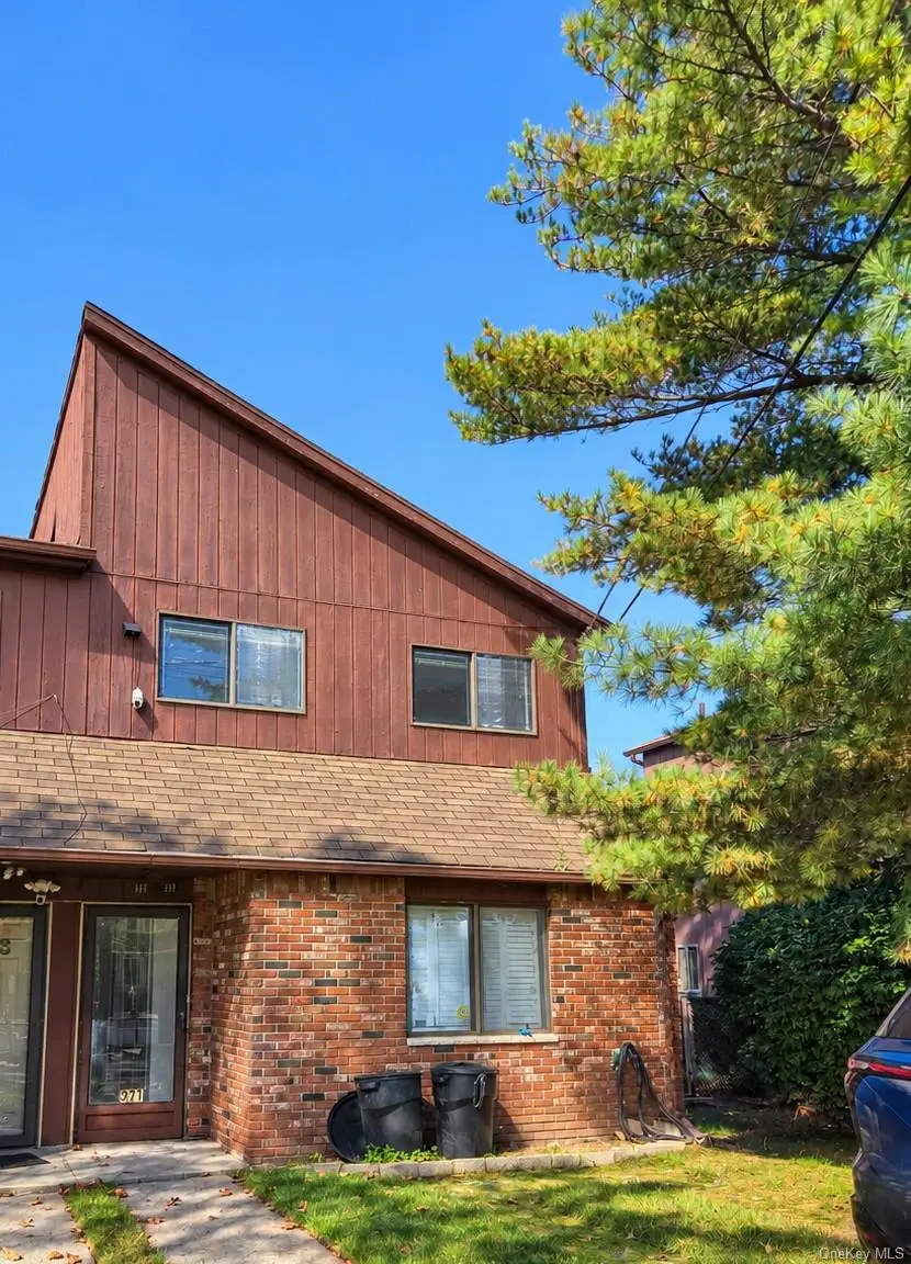 971 W Fingerboard Road, Staten Island, NY 10304 - #1