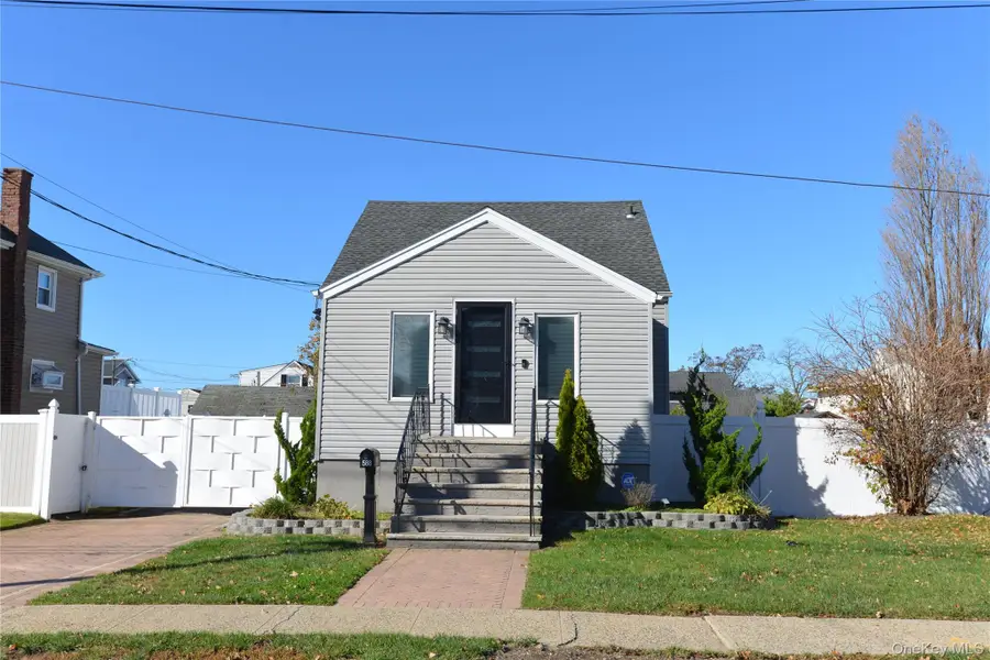 588 Miller Avenue, Freeport, NY 11520 - #2