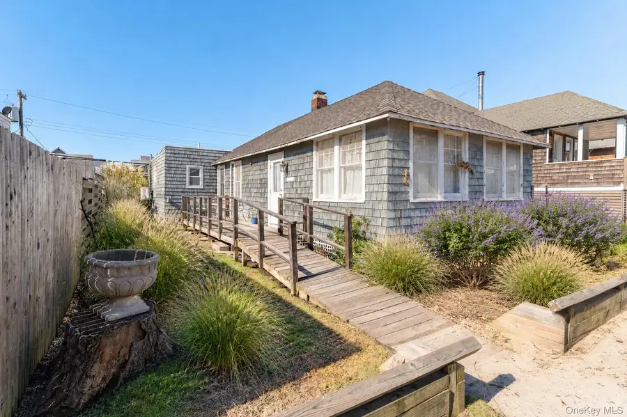 330 Dehnhoff Walk, Ocean Beach, NY 11770 - #3