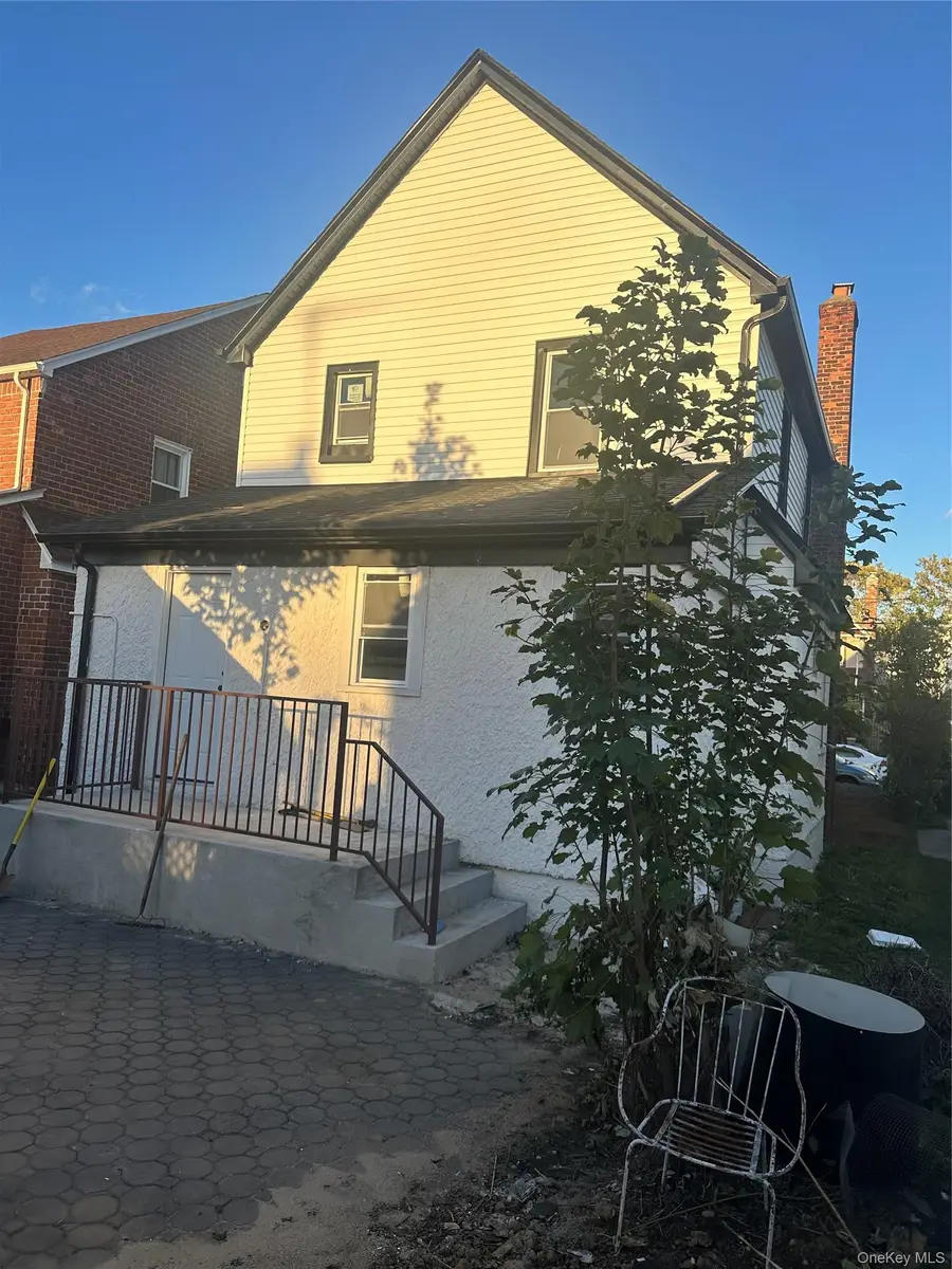 104-42 204 St, Saint Albans, NY 11412 - #3