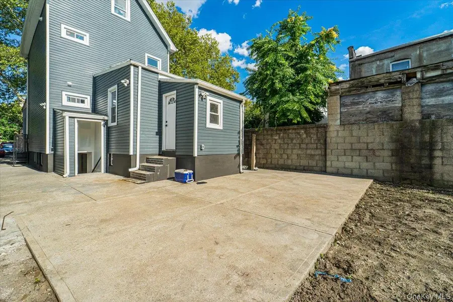 360 S 7th Avenue, Mount Vernon, NY 10550 - #2