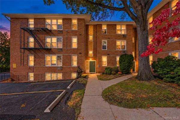 25 Trinity Place #3M, New Rochelle, NY 10805