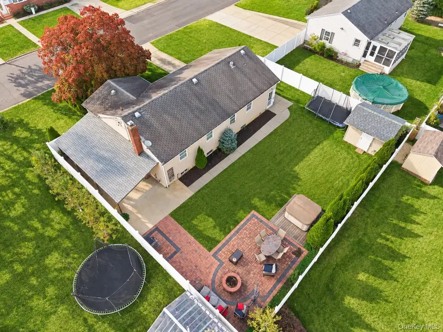 1523 2nd Street, West Babylon, NY 11704 - #3