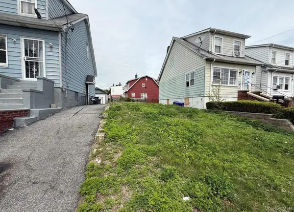 1517 Adee Avenue, Bronx, NY 10469