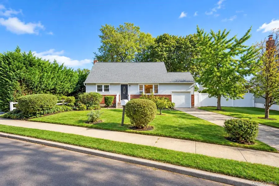 741 Bellmore Road, North Bellmore, NY 11710 - #2