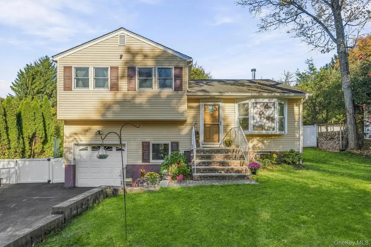 12 Barnett Road W, Monroe, NY 10950 - #1