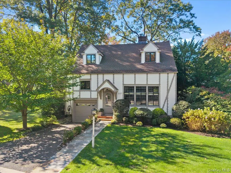 207 Mulberry Lane, Larchmont, NY 10538 - #2