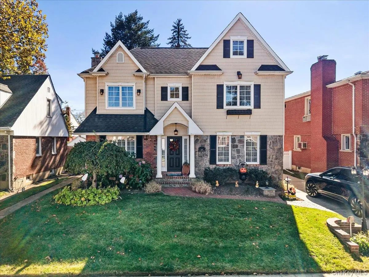 144 Lawrence Street, New Hyde Park, NY 11040 - #1