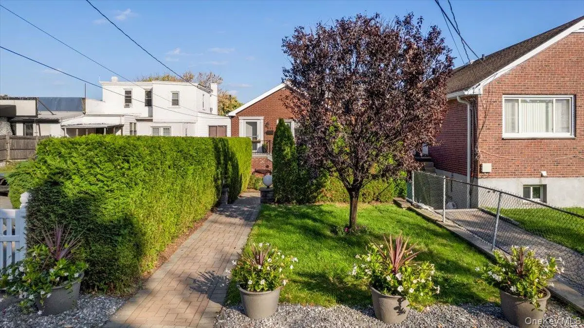 622 Mile Square Road, Yonkers, NY 10704 - #1