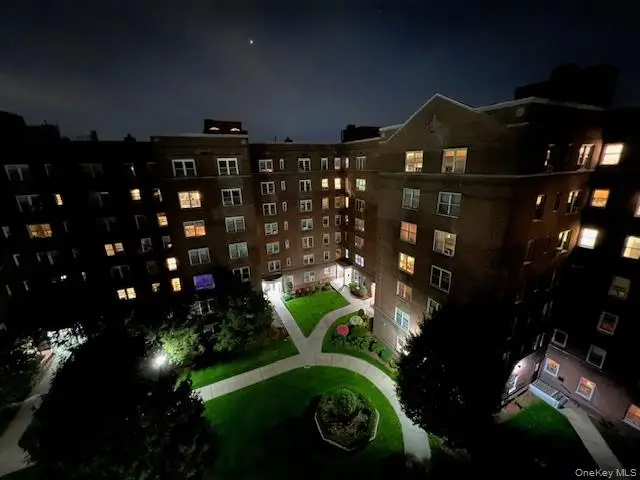90 Bryant Avenue #Embassy -3A, White Plains, NY 10605 - #2