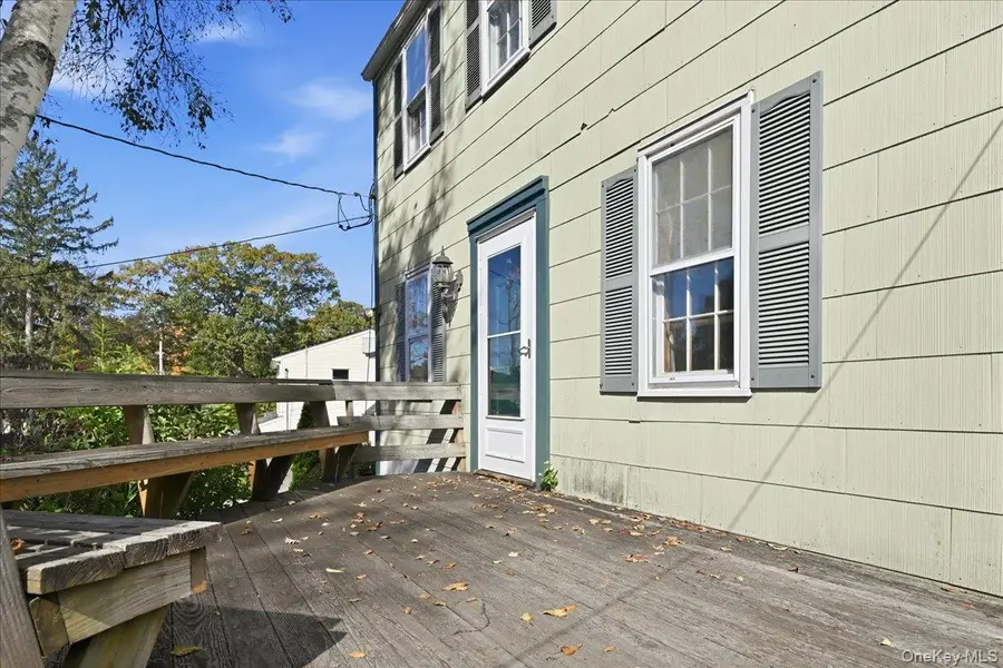 36 Cedarwood Drive, Huntington Station, NY 11746 - #3