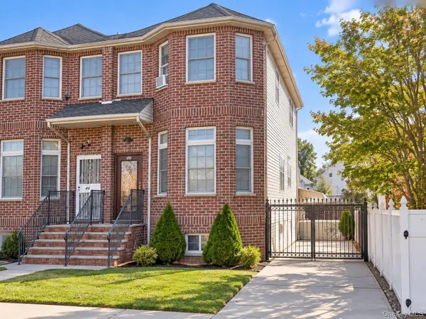 46 Mill Road, Staten Island, NY 10306